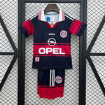 Bayern Munich 99 | Kids | Home